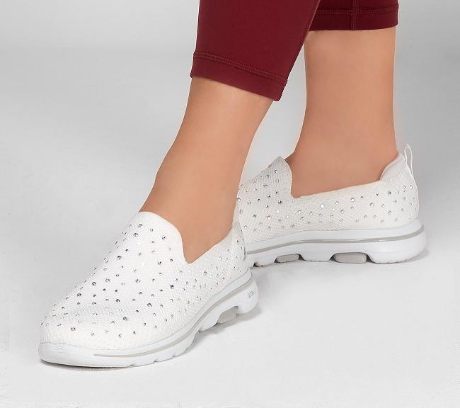 Zapatillas Para Caminar Skechers Mujer - GOwalk 5 Blanco EXUMT9710